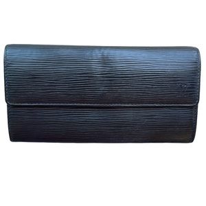 Louis Vuitton Black Epi Sarah Wallet